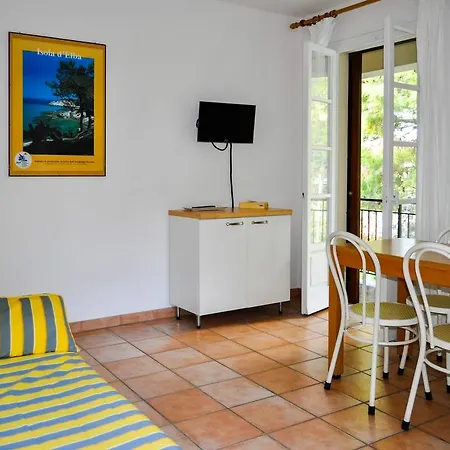 Le Mimose アパートホテル 3*